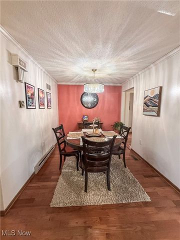 202 Forest Drive, Parkersburg, WV 26104