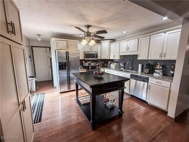 202 Forest Drive, Parkersburg, WV 26104