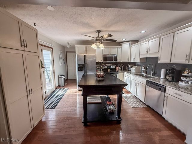 202 Forest Drive, Parkersburg, WV 26104