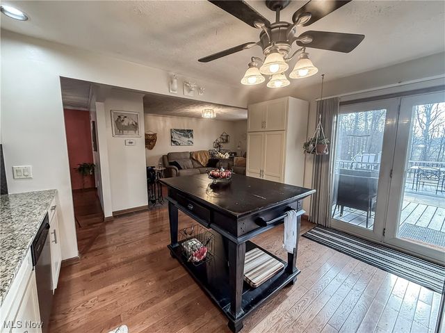 202 Forest Drive, Parkersburg, WV 26104