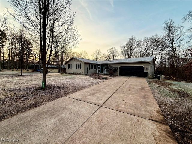 202 Forest Drive, Parkersburg, WV 26104