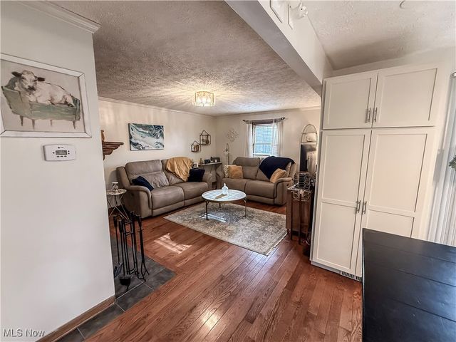 202 Forest Drive, Parkersburg, WV 26104