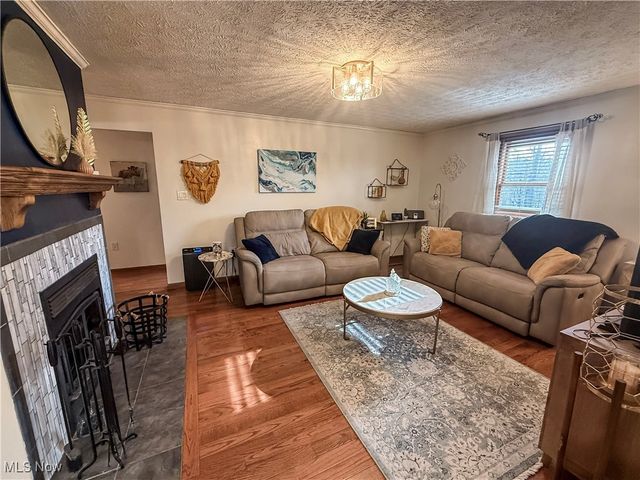 202 Forest Drive, Parkersburg, WV 26104