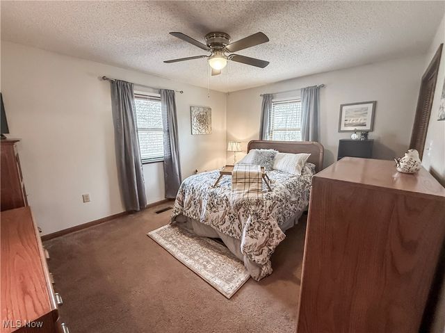 202 Forest Drive, Parkersburg, WV 26104