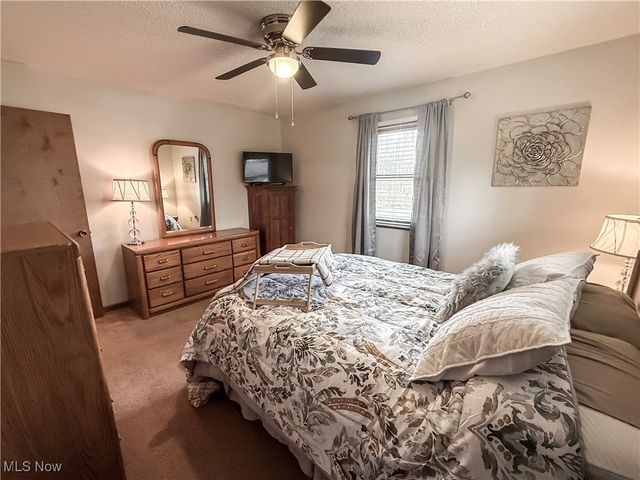 202 Forest Drive, Parkersburg, WV 26104