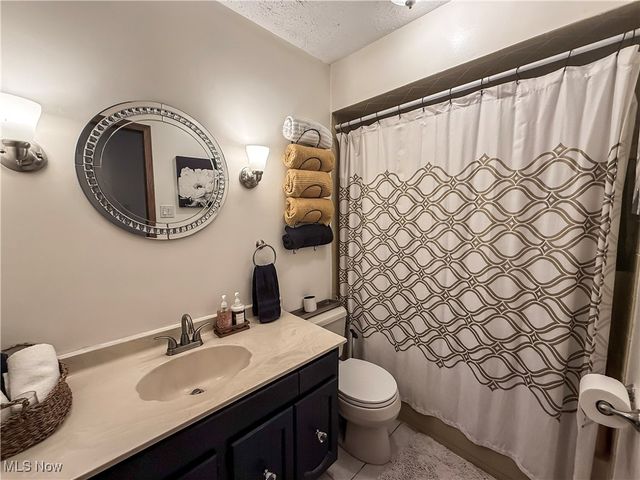 202 Forest Drive, Parkersburg, WV 26104