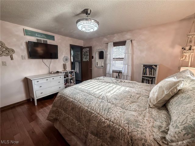 202 Forest Drive, Parkersburg, WV 26104