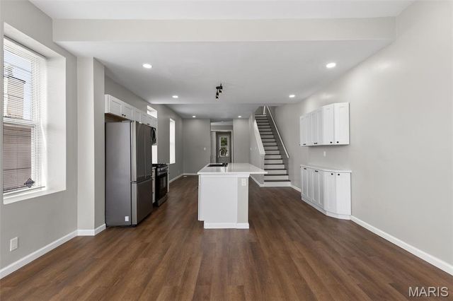 2336 Russell Boulevard, St Louis, MO 63104