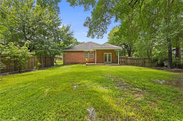 21800 Stargrass Drive, Spring, TX 77388