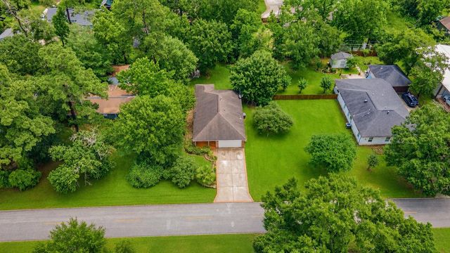 21800 Stargrass Drive, Spring, TX 77388