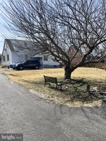 958 E GRANT AVE, Vineland, NJ 08361