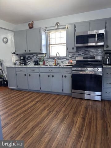 958 E GRANT AVE, Vineland, NJ 08361