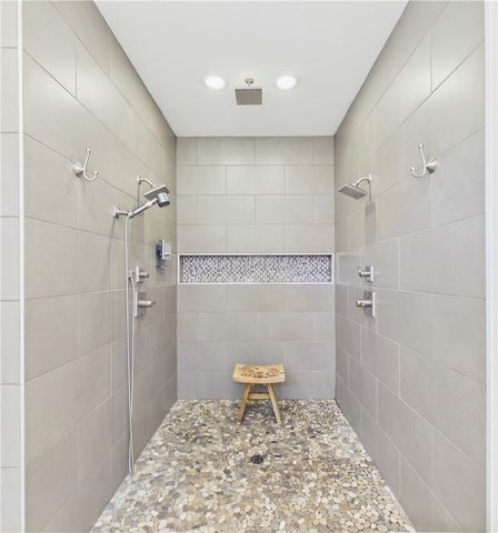 616 2nd Street, Bentonville, AR 72712
