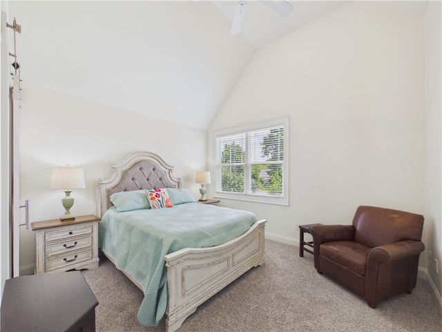 616 2nd Street, Bentonville, AR 72712