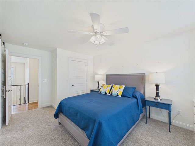 616 2nd Street, Bentonville, AR 72712