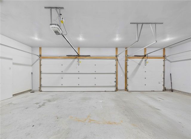 616 2nd Street, Bentonville, AR 72712