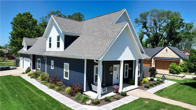 616 2nd Street, Bentonville, AR 72712