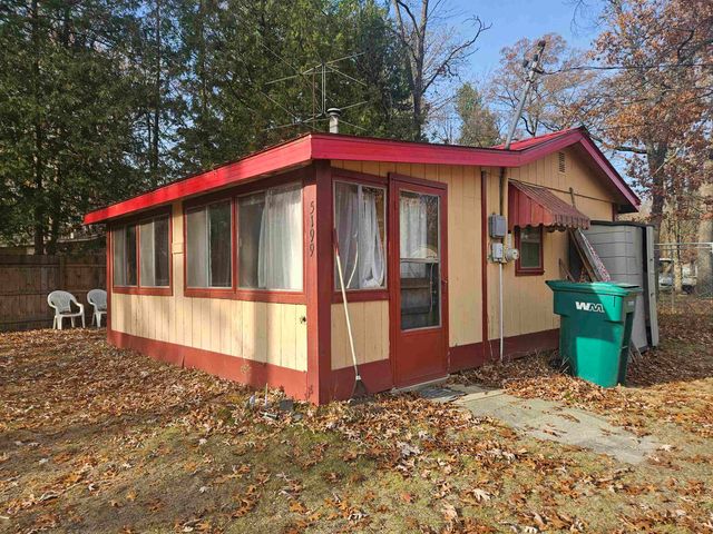 5199 E Cranberry Road, Harrison, MI 48625