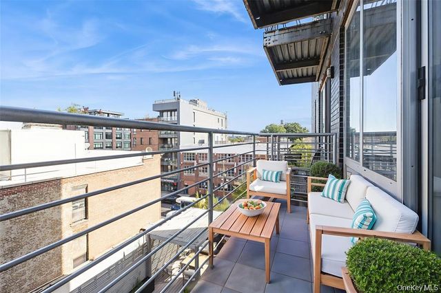 111 Monroe Street 4F, Brooklyn, NY 11216