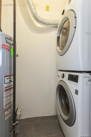 111 Monroe Street 4F, Brooklyn, NY 11216