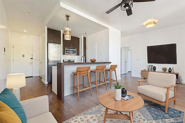 111 Monroe Street 4F, Brooklyn, NY 11216