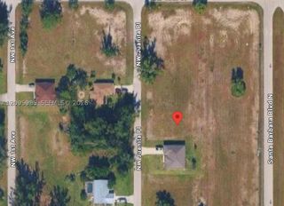 1717 NW Juanita Pl, Cape Coral, FL 33993