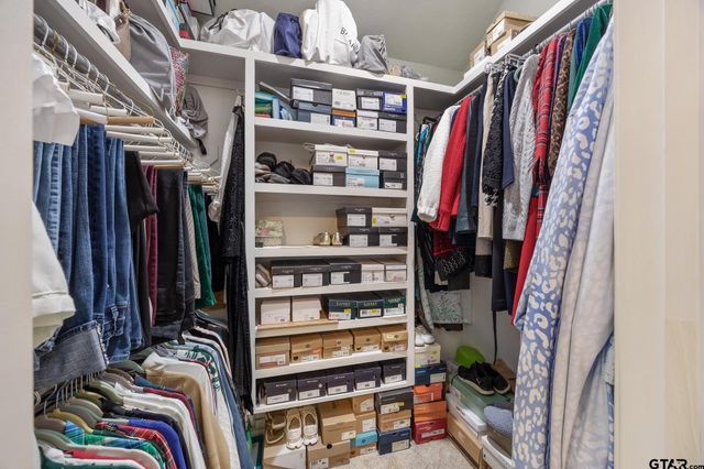 3304 Pebblebrook Dr, Tyler, TX 75707