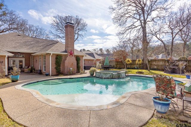 3304 Pebblebrook Dr, Tyler, TX 75707