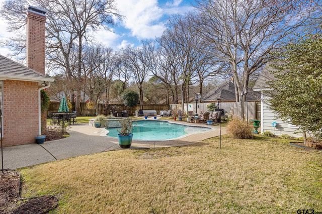 3304 Pebblebrook Dr, Tyler, TX 75707