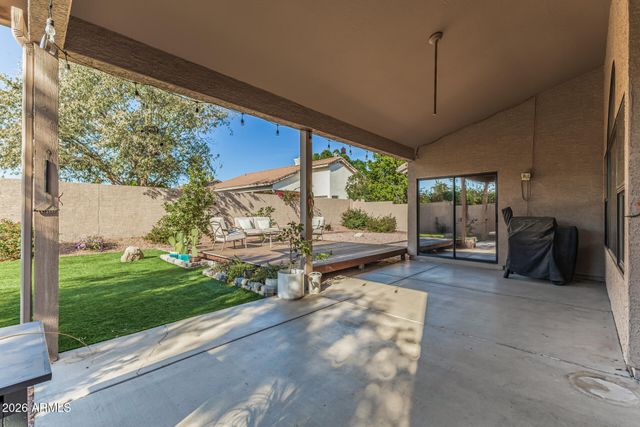 5836 E JENSEN Street, Mesa, AZ 85205
