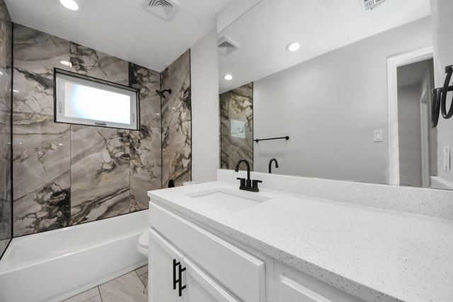 10602 Raydell Drive, Houston, TX 77031