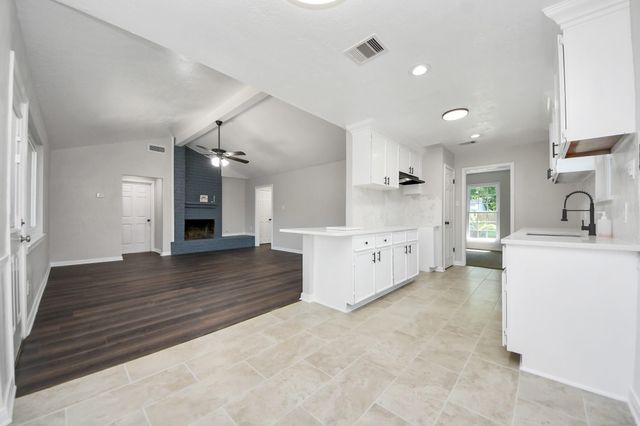 10602 Raydell Drive, Houston, TX 77031