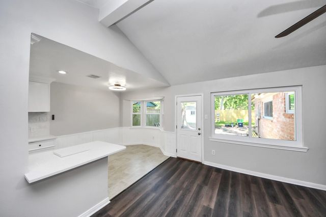 10602 Raydell Drive, Houston, TX 77031