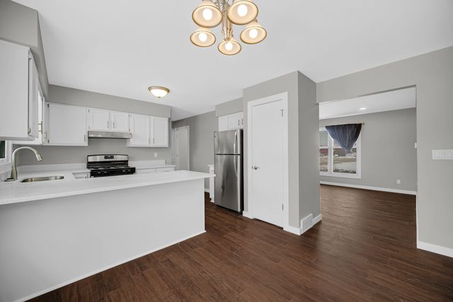 19923 E Grant Highway, Marengo, IL 60152