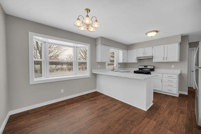 19923 E Grant Highway, Marengo, IL 60152