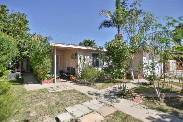 2525 W 10th, Santa Ana, CA 92703