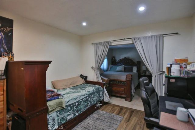 2525 W 10th, Santa Ana, CA 92703
