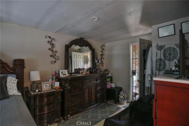 2525 W 10th, Santa Ana, CA 92703