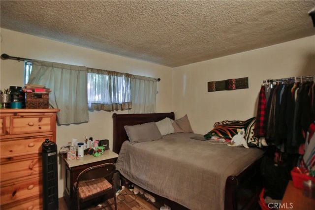 2525 W 10th, Santa Ana, CA 92703