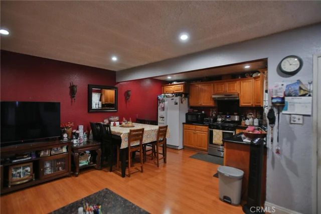 2525 W 10th, Santa Ana, CA 92703