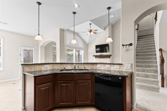 13606 Cotton Court, Mont Belvieu, TX 77523