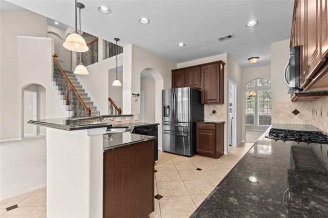 13606 Cotton Court, Mont Belvieu, TX 77523