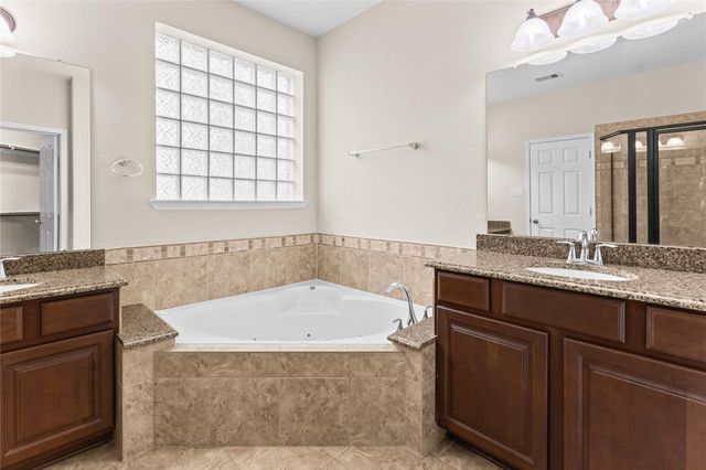 13606 Cotton Court, Mont Belvieu, TX 77523