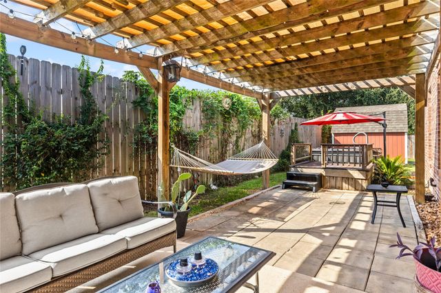 13606 Cotton Court, Mont Belvieu, TX 77523