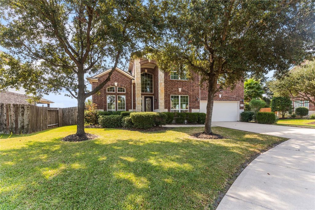 13606 Cotton Court, Mont Belvieu, TX 77523