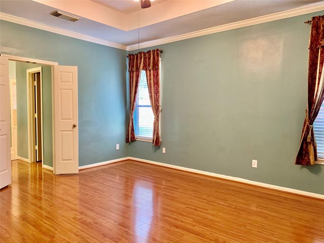 1015 Tennyson Drive, Pearland, TX 77584