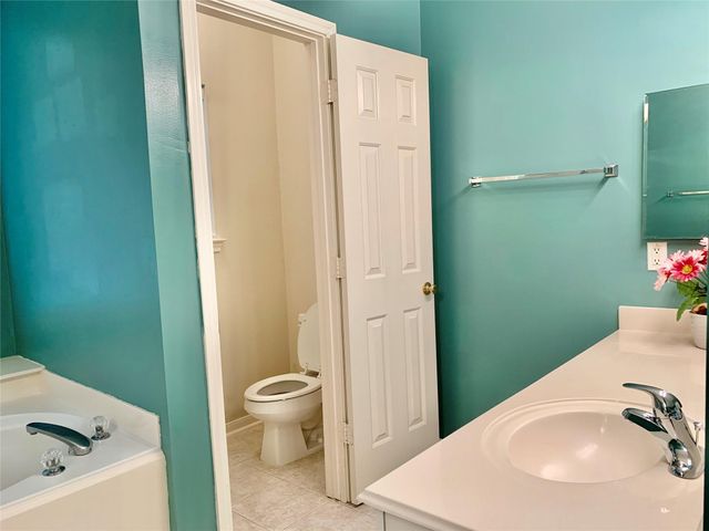 1015 Tennyson Drive, Pearland, TX 77584