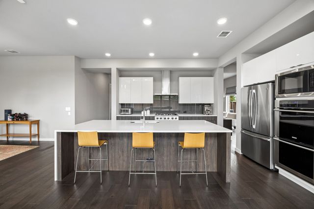 747 Laverton Drive, Frisco, TX 75036