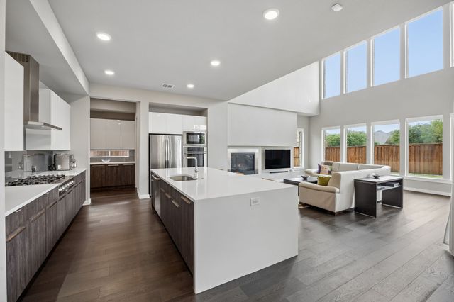 747 Laverton Drive, Frisco, TX 75036