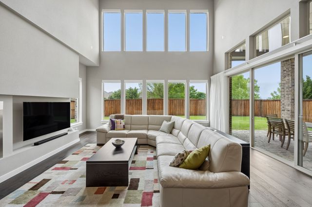 747 Laverton Drive, Frisco, TX 75036